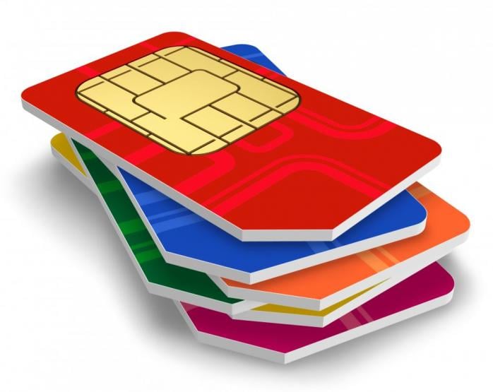 SIM-карточки по паспортам: власть усилила контроль над операторами и клиентами