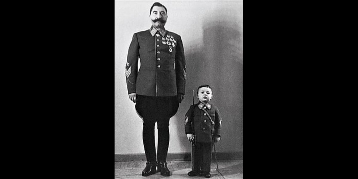 Маршал Будьонний з сином Сергієм