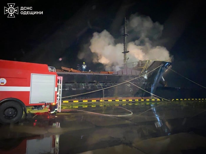 Наслідки російської атаки на Одещину, фото: ДСНС Одещини