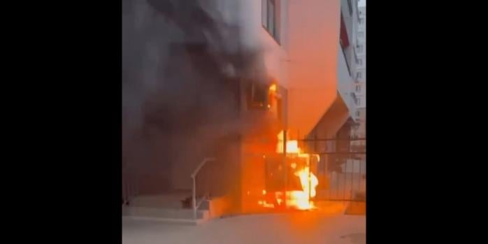 Загоряння генератора сталося у Києві, фото: ДСНС