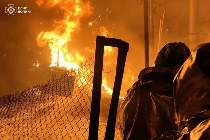 Наслідки російської атаки у Волинській області, фото: ДСНС Волині