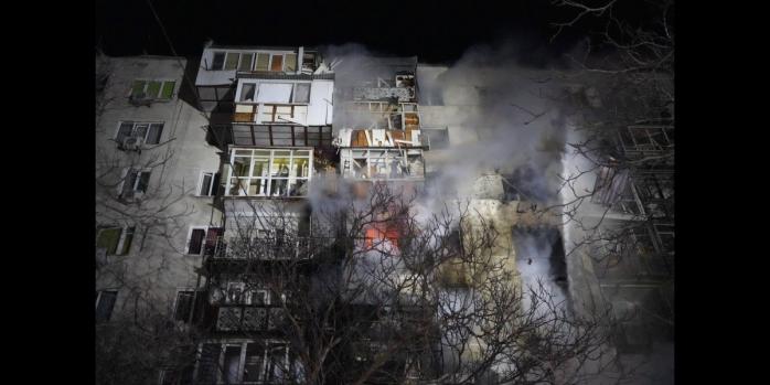 Наслідки нічної російської атаки на Одещину, фото: ДСНС