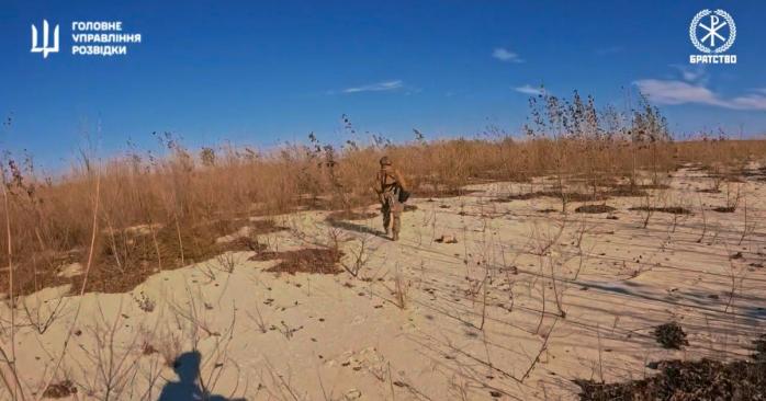 Під час рейду ГУР, скріншот відео