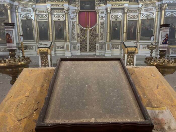 Наслідки російського обстрілу Херсона 7 січня, фото: Херсонська єпархія УПЦ