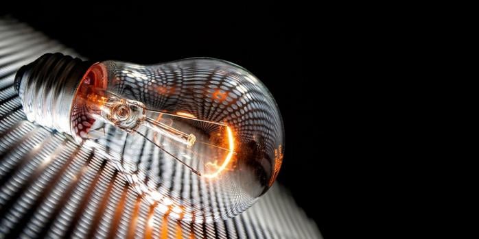 Ухудшение погодных условий может привести к перебоям с электричеством, фото: