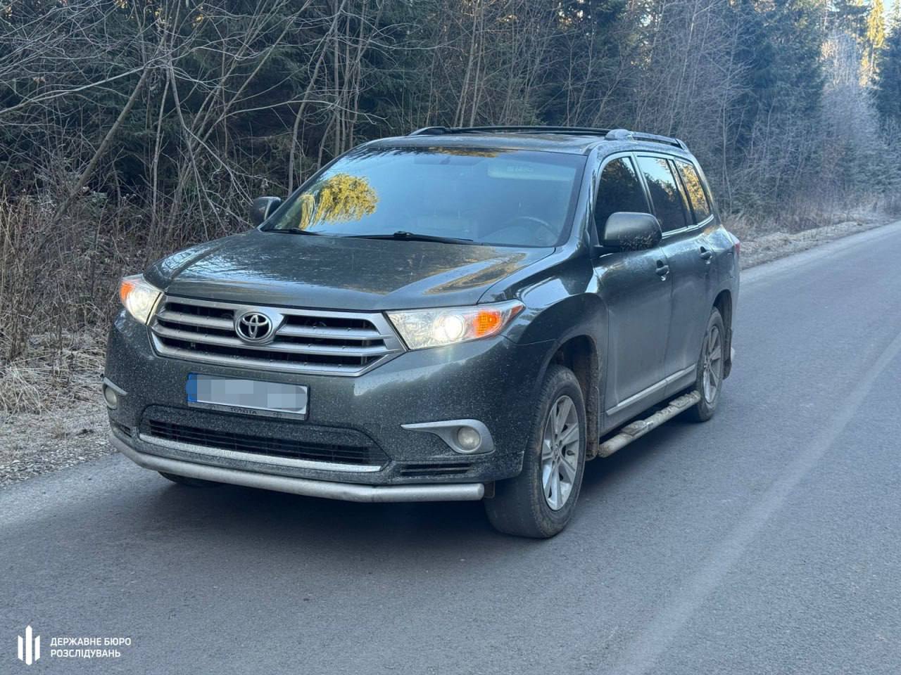 Посадовець Рівненського ТЦК брав хабарі. Фото: ДБР