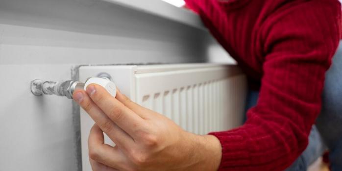 Мережа опалення Києва постраждала через російську атаку в ніч на 9 січня, фото: reNews