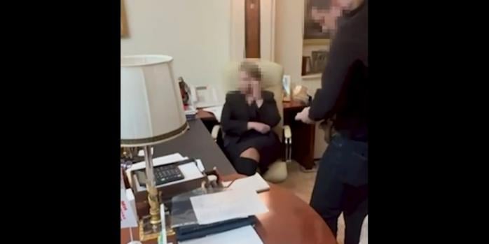 Руководители депутатской фракции объявили подозрение, скриншот видео