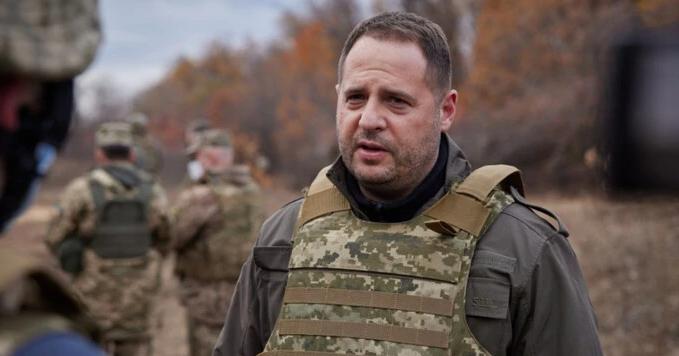 Андрій Єрмак не служить та не звертався до ТЦК з бажанням проходити військову службу. Фото: 