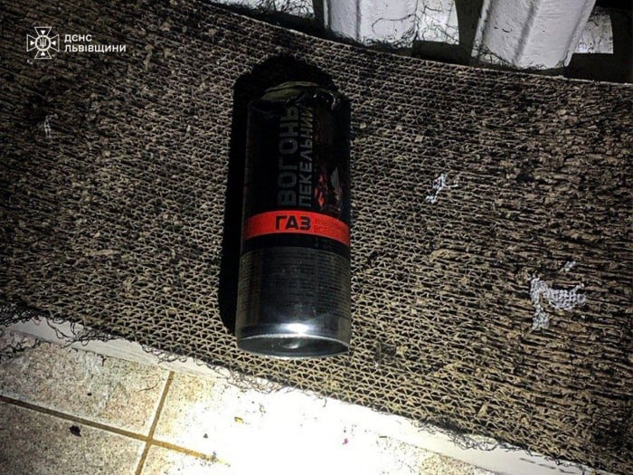 Наслідки пожежі у житловій багатоповерхівці Львова, фото: ДСНС