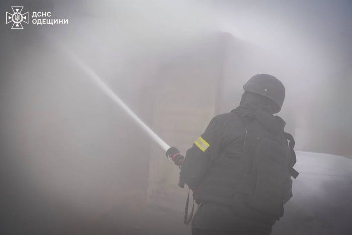 Наслідки російських ударів по Одещині, фото: ДСНС Одещини