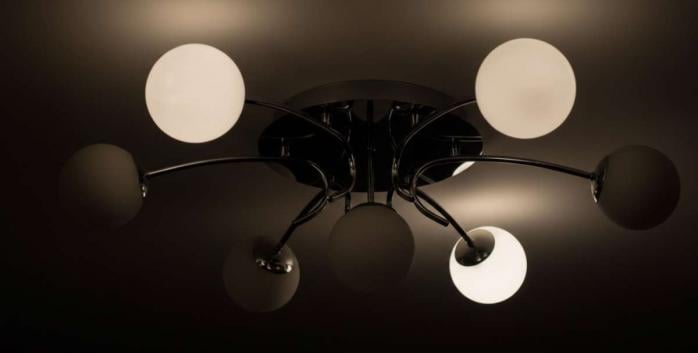 У Львові зменшують яскравість вуличного освітлення