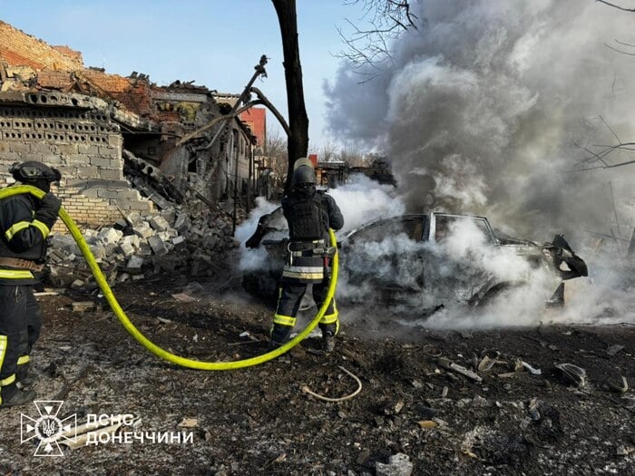 Наслідки російського авіаудару по Краматорську, фото: ДСНС