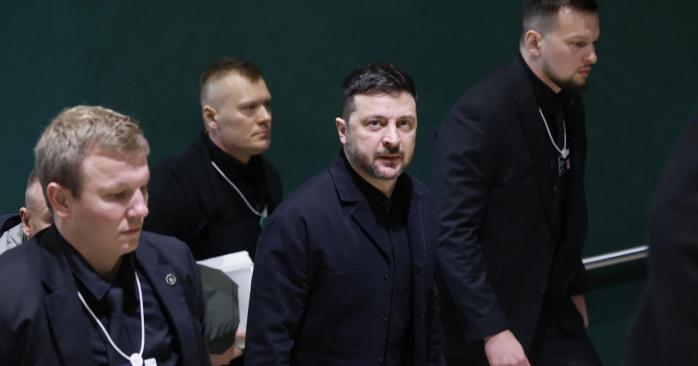 Дональд Трамп заявив, що Володимир Зеленський погодився прийняти мирну угоду. Фото: