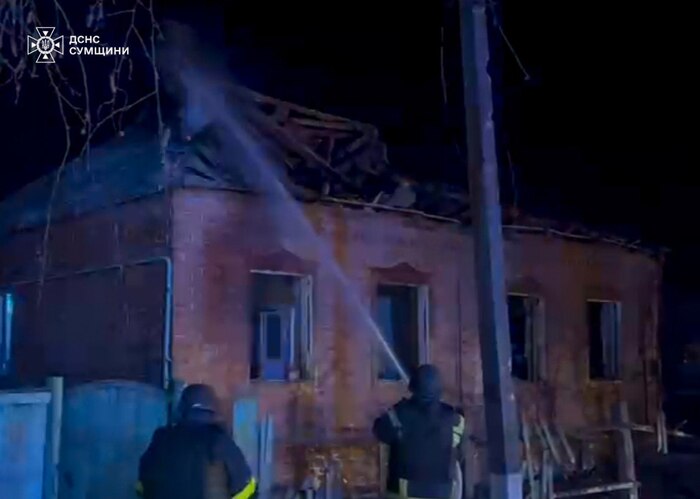 Наслідки російських обстрілів Сумщини, фото: ДСНС