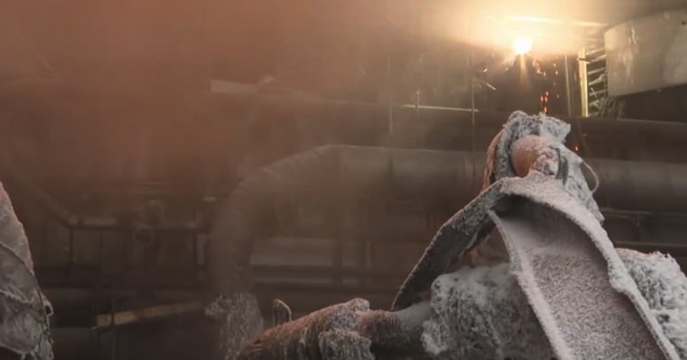 Зруйнована російськими обстрілами українська ТЕС. Скріншот з відео