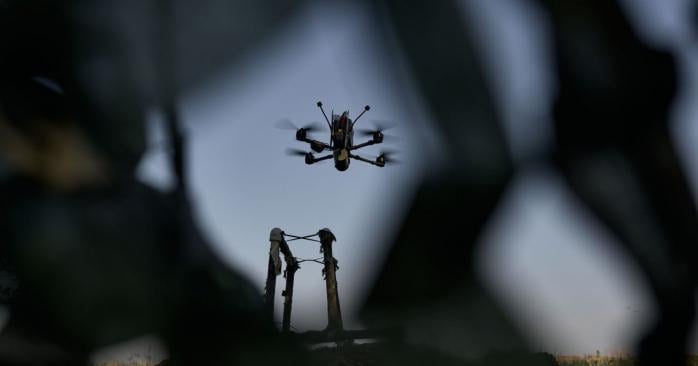 Українські дрони врятували полонених бійців ЗСУ біля Покровська. Фото: 