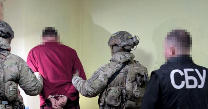 Агент ФСБ наводив російські ракети на Хмельниччину. Фото: СБУ