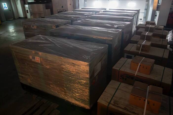 Київ отримав першу партію генераторів від ЄС, фото: Віталій Кличко