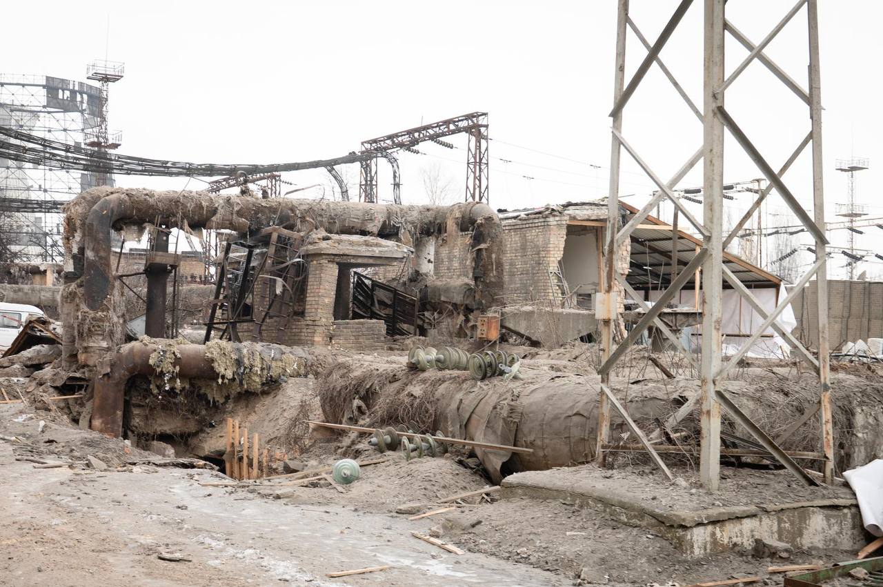 Руйнування ТЕЦ. Фото: Олексій Кулеба у Telegram