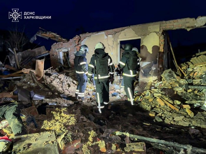 Наслідки російської атаки на Харківщині в ніч на 9 лютого, фото: ДСНС