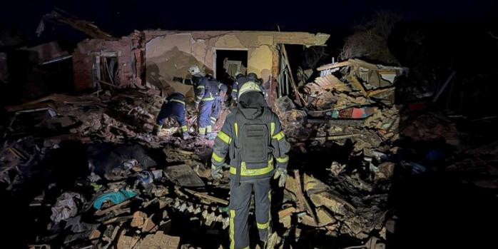 Наслідки російської атаки на Харківщині в ніч на 9 лютого, фото: ДСНС