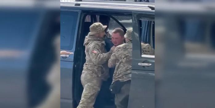 В Одессе гражданские напали на сотрудников ТЦК