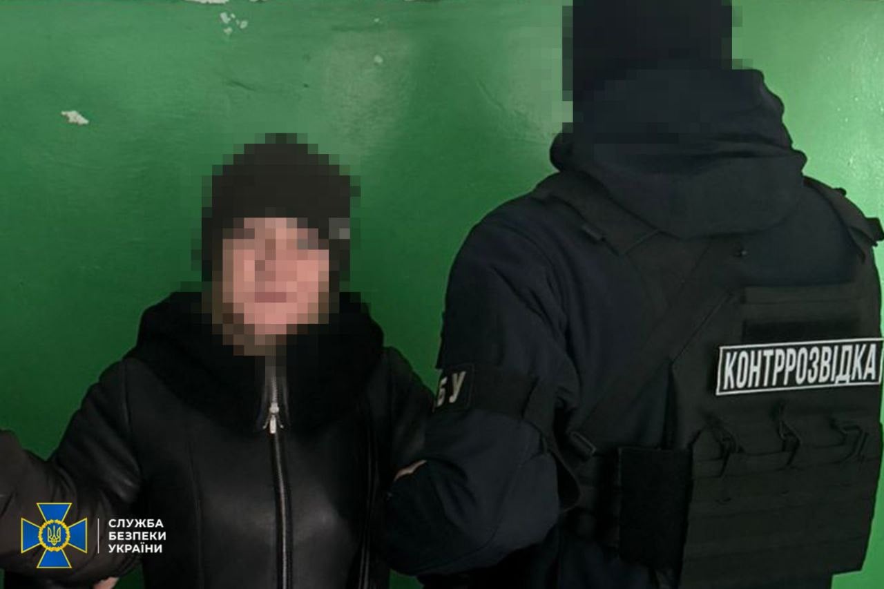 Агент російської ФСБ коригувала ворожі атаки по енергооб’єктах Одеси. Фото: СБУ