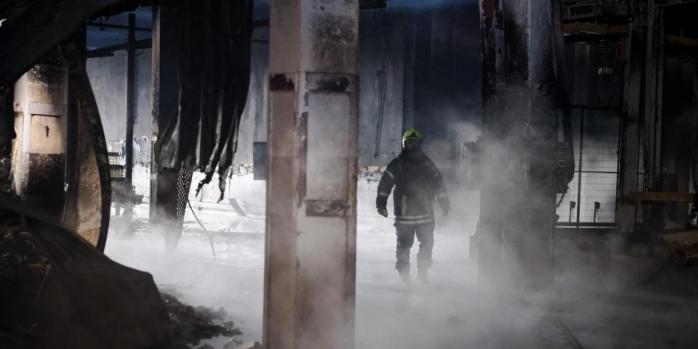 Последствия российской воздушной атаки в Харьковской области, фото: ГСЧС