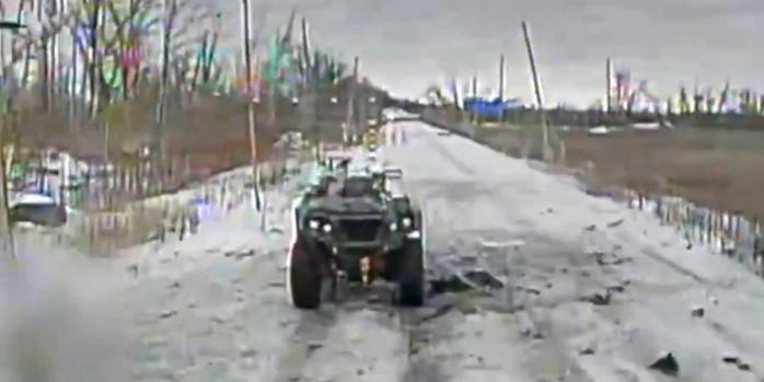 Уничтожение техники российских захватчиков, скриншот видео