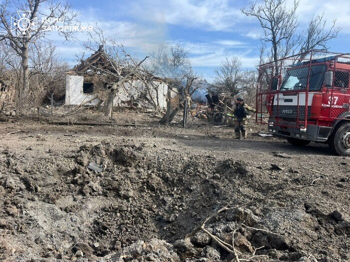 Наслідки російських авіаударів по Запоріжжю, фото: ДСНС