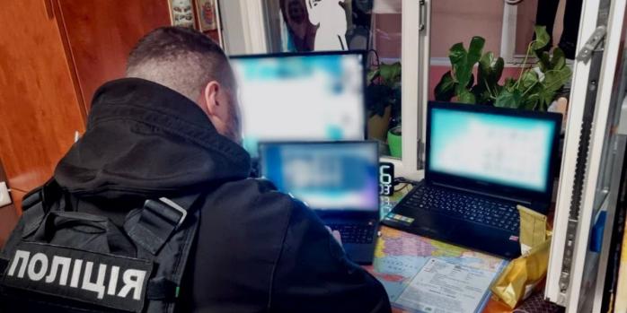 Правоохранители разоблачили ряд преступлений, связанных с сексуальным насилием над детьми, фото: Андрей Небитов