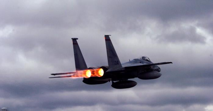 Пілот кувейтського винищувача випадково збив три американські літаки F-15. Фото: