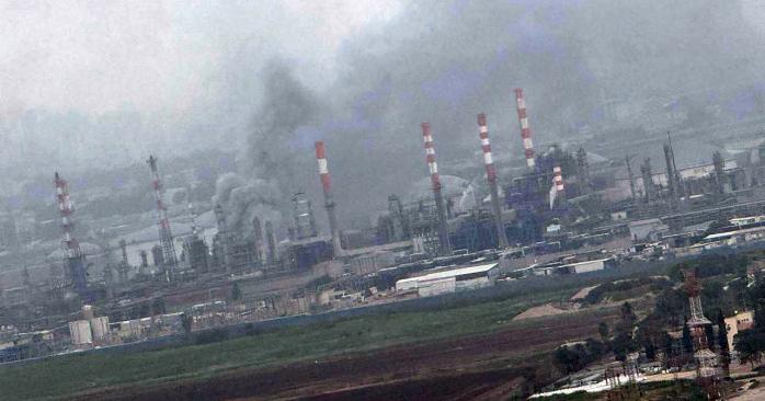 Іран вдарив по найбільшому паливному обʼєкту Ізраїлю. Фото: 