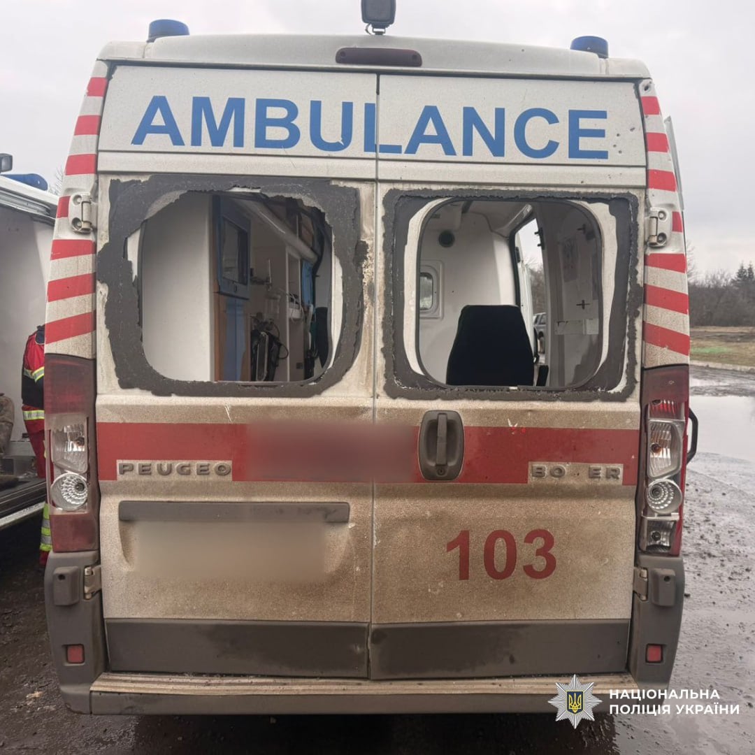 Армія РФ атакувала дроном «швидку» на Харківщині. Фото: НПУ