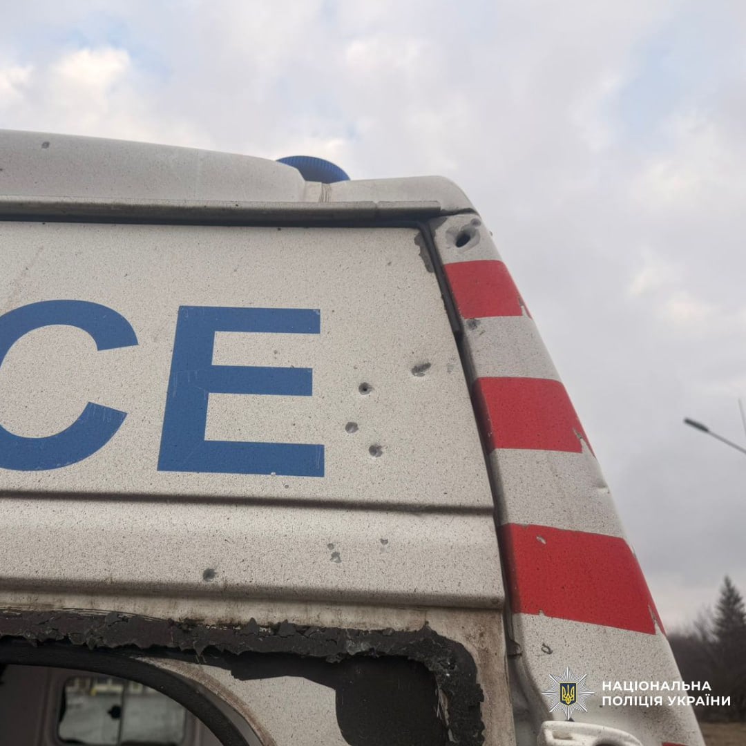 Армія РФ атакувала дроном «швидку» на Харківщині. Фото: НПУ