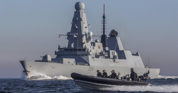 Великобритания начнет задерживать суда теневого флота РФ. Фото: 