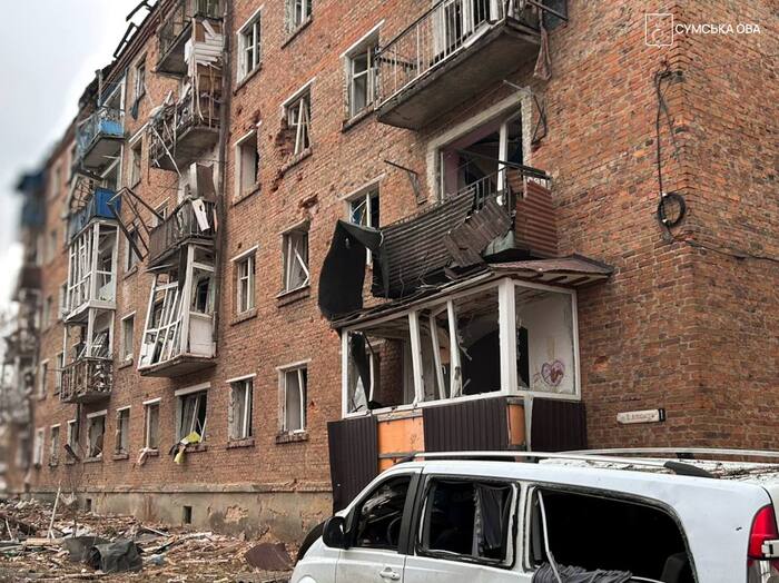 Наслідки російських обстрілів Глухівської громади, фото: Сумська ОВА