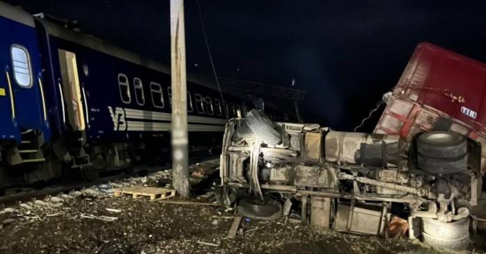 Авария на железной дороге. Фото: Нацполиция