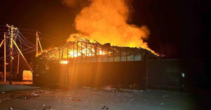 Оккупанты разрушили отделение «Новой почты». Фото: