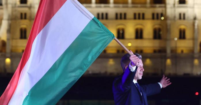 Оппозиционная партия «Тиса» Петера Мадяра победила на выборах в Венгрии. Фото: