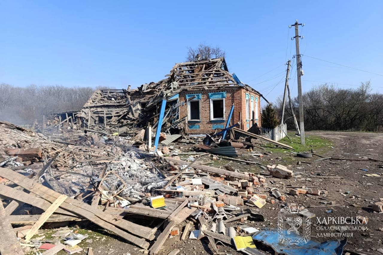 Наслідки бомбардування. Фото: ОВА