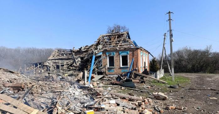 Наслідки бомбардування. Фото: ОВА