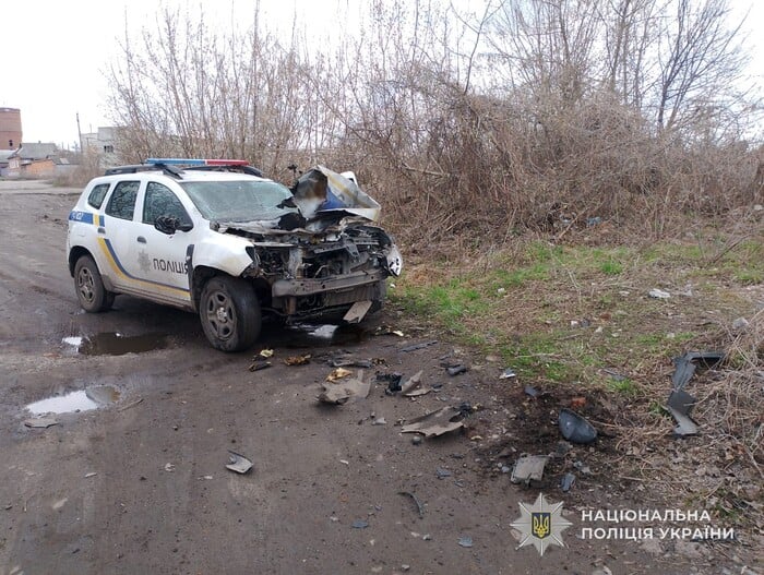 Наслідки удару російського дрона на Сумщині, фото: Нацполіція