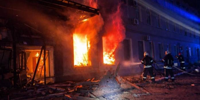 Последствия российской атаки в Одесской области 15 апреля, фото: ГСЧС