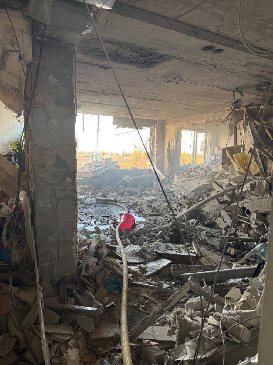 Наслідки влучання в Одесі. Фото: Сергій Лисак у Telegram