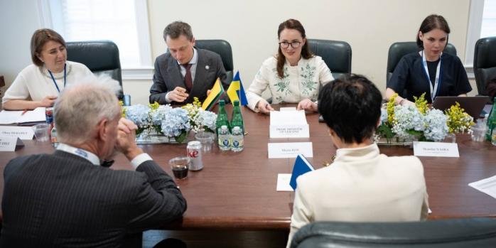 Під час зустрічі з Єврокомісаром з питань розширення Мартою Кос, фото: Юлія Свириденко