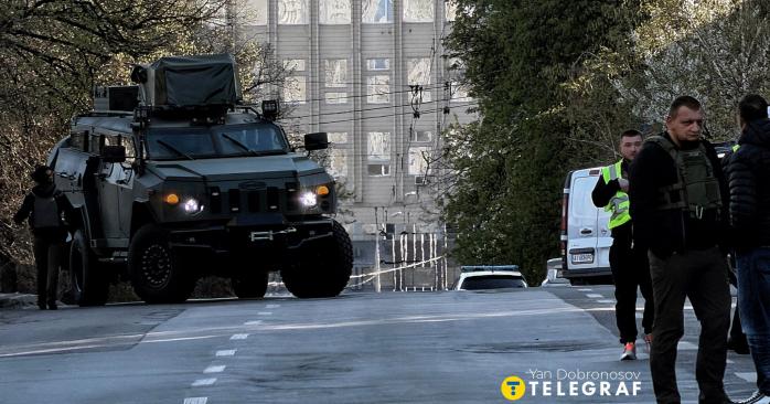 Зросла кількість жертв теракту в Голосіївському районі Києва. Фото: 