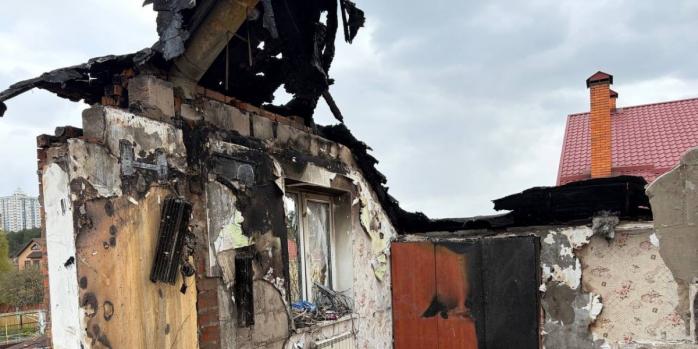 Наслідки російського повітряного удару, фото: Сергій Флеш