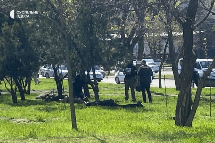 Представники СБУ затримали військовослужбовців одного з ТЦК Одеси, фото: «Суспільне Одеса»